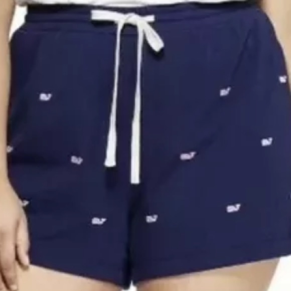 Vineyard Vines for Target Plus Size Shorts - Picture 2 of 4